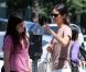Rachel Bilson et sa soeur sortent faire quelques courses à Los Angeles, le lundi 9 juillet 2012.