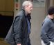  Hugh Laurie et sa femme Joanne Green ont fait un peu de shooping avant d'aller déjeuner dans le quartier du Marais avant son concert au Grand Rex le 10 juillet 2012 à Paris   