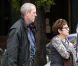  Hugh Laurie et sa femme Joanne Green : amoureux dans les rues de Paris  le 10 juillet 2012  