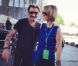Johnny Hallyday et Laeticia sur la scène du Festival d'été avant le grand soir, aux plaines d'Abraham, à Québec, le 10 juillet 2012.