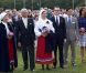 La princesse Victoria de Suède a fêté dans la joie et l'allégresse son 35e anniversaire le 14 juillet 2012, assistant comme chaque année dans la soirée au festival de Borgholm, sur l'île d'Öland, en habit traditionnel et en compagnie de sa famille - le prince Daniel, le roi Carl XVI Gustaf, la reine Silvia, le prince Carl Philip et la princesse Madeleine.