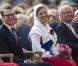 La princesse Victoria de Suède a fêté dans la joie et l'allégresse son 35e anniversaire le 14 juillet 2012, assistant comme chaque année dans la soirée au festival de Borgholm, sur l'île d'Öland, en habit traditionnel et en compagnie de sa famille - le prince Daniel, le roi Carl XVI Gustaf, la reine Silvia, le prince Carl Philip et la princesse Madeleine.