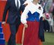 La princesse Victoria de Suède, avec le prince Daniel, a fêté dans la joie et l'allégresse son 35e anniversaire le 14 juillet 2012, assistant comme chaque année dans la soirée au festival de Borgholm, sur l'île d'Öland, en habit traditionnel et en compagnie de sa famille - le roi Carl XVI Gustaf, la reine Silvia, le prince Carl Philip et la princesse Madeleine.