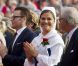 La princesse Victoria de Suède a fêté dans la joie et l'allégresse son 35e anniversaire le 14 juillet 2012, assistant comme chaque année dans la soirée au festival de Borgholm, sur l'île d'Öland, en habit traditionnel et en compagnie de sa famille - le prince Daniel, le roi Carl XVI Gustaf, la reine Silvia, le prince Carl Philip et la princesse Madeleine.