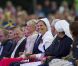 La princesse Victoria de Suède a fêté dans la joie et l'allégresse son 35e anniversaire le 14 juillet 2012, assistant comme chaque année dans la soirée au festival de Borgholm, sur l'île d'Öland, en habit traditionnel et en compagnie de sa famille - le prince Daniel, le roi Carl XVI Gustaf, la reine Silvia, le prince Carl Philip et la princesse Madeleine.