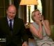 Charlene se bouche les oreilles, tout un symbole... Le prince Albert et la princesse Charlene de Monaco lors de leur interview à l'occasion de leur premier anniversaire de mariage, pour CBS This Morning, au palais princier, en juillet 2012.