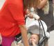Jessica Alba et son mari Cash Warren se rendent au marché aux puces avec leurs deux filles Honor et Haven. New York, le 28 juillet 2012.