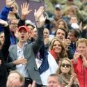 JO - Zara Phillips médaille d'argent : Kate, William et les royaux en liesse