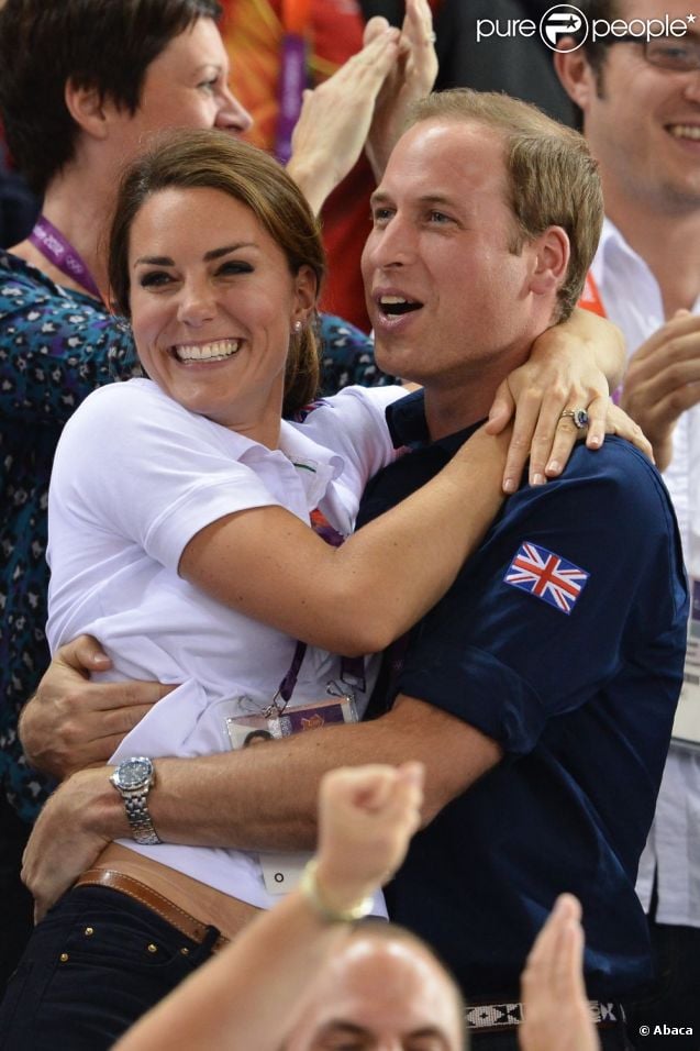 CASA REAL BRITÁNICA - Página 85 908533-kate-middleton-et-le-prince-william-637x0-2