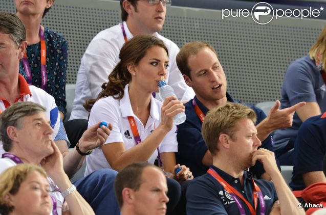 CASA REAL BRITÁNICA - Página 85 908550-kate-middleton-et-le-prince-william-637x0-1