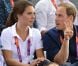 Très complices, Kate Middleton et le prince William ont vibré jeudi 2 août 2012 au vélodrome de Stratford pour la médaille d'or du trio britannique Philip Hindes-Chris Hoy-Jason Kenny, champions de la vitesse sur piste aux Jeux olympiques.