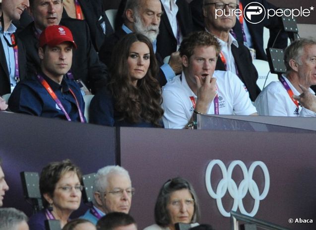 CASA REAL BRITÁNICA - Página 90 910180-kate-middleton-le-prince-william-et-le-637x0-1