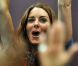 Kate Middleton supportrice des handballeuses britanniques contre la Croatie le 5 août 2012 aux Jeux olympiques de Londres.