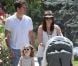 Alyson Hannigan, son mari Alexis Denisof, leur petite fille Satyana et la dernière Keeva profitent d'un dimanche ensoleillé dans les rues de Brentwood le 5 août 2012