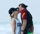Très amoureux Gwen Stefani et son mari Gavin Rossdale, le 6 août 2012 à Palm Beach
