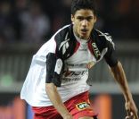 Raphaël Varane, après les Espoirs, passe un premier test en équipe A. Didier Deschamps a dévoilé le 9 août 2012 une liste de joueurs intéressante pour le match amical contre l'Uruguay le 15 août, entre absents obligés et surprises.