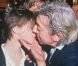 Charlotte Gainsbourg et son père Serge avec son César du meilleur espoir en 1986.