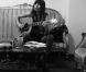 Lou Doillon en studio à Paris pour l'enregistrement de  Places , son premier album, le 13 avril 2012.