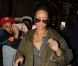Arrivée perturbée à Gare du Nord pour Rihanna, suivie par une horde de fans et de photographes.