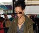 Rihanna, habillée d'une veste Etoile Isabel Marant vert kaki assortie à son pantalon, d'un sac Gucci et d'escarpins Manolo Blahnik, entre en gare de King Cross San Pancras pour rejoindre Paris. Le 1er septembre 2012.