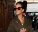 Rihanna, habillée d'une veste Etoile Isabel Marant vert kaki assortie à son pantalon, d'un sac Gucci et d'escarpins Manolo Blahnik, entre en gare de King Cross San Pancras pour rejoindre Paris. Le 1er septembre 2012.