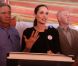  Angelina Jolie est allée à la rencontre des réfugiés dans un camp de Mafraq, en Jordanie, le 11 septembre 2012. 
