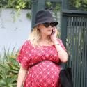 Reese Witherspoon, très enceinte : Energique à quelques jours de l'accouchement