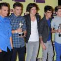 ''Live While We're Young'', le clip : One Direction en colonie de vacances