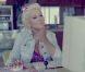 Image extraite du clip  Your Body  chanté par Christina Aguilera, septembre 2012.