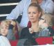 La ravissante Helena Seger, accompagnée de ses deux garçons, soutient son compagnon Zlatan Ibrahimovic lors du match Paris Saint-Germain - Sochaux. Paris, le 29 septembre 2012.