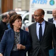 Martine Aubry et Harlem Désir à Paris, le 12 septembre 2012.