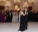 Albert et Charlene ont amoureusement ouvert le bal avec la grâce et l'expertise dont ils sont coutumiers. Le prince Albert II de Monaco et la princesse Charlene étaient les invités d'honneur de la 2e édition du Ballo del Giglio (Bal du Lys), dans la Salle blanche du Palazzo Pitti, à Florence, le 10 octobre 2012.