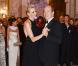 Albert et Charlene ont amoureusement ouvert le bal avec la grâce et l'expertise dont ils sont coutumiers. Le prince Albert II de Monaco et la princesse Charlene étaient les invités d'honneur de la 2e édition du Ballo del Giglio (Bal du Lys), dans la Salle blanche du Palazzo Pitti, à Florence, le 10 octobre 2012.