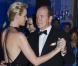 Albert et Charlene ont amoureusement ouvert le bal avec la grâce et l'expertise dont ils sont coutumiers. Le prince Albert II de Monaco et la princesse Charlene étaient les invités d'honneur de la 2e édition du Ballo del Giglio (Bal du Lys), dans la Salle blanche du Palazzo Pitti, à Florence, le 10 octobre 2012.