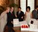  La traditionnelle cérémonie d'échange de cadeaux... Le prince Albert de Monaco et la princesse Charlene en visite à Florence le 10 octobre 2012, reçus par le maire Matteo Rizzi et son épouse Agnese à l'Hôtel de Ville (Palazzo Vecchio), avant le Bal du Lys au Palazzo Pitti. 