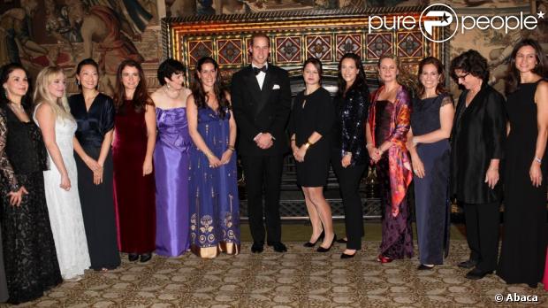 CASA REAL BRITÁNICA - Página 35 955236-the-duke-of-cambridge-with-the-board-of-620x0-1