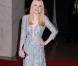  Dakota Fanning aussi mise sur les robes longues romantiques sur le tapis rouge. Washington, le 28 avril 2012.  