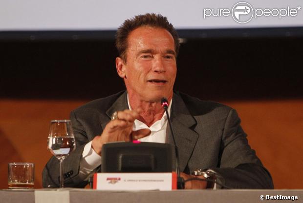 Arnold Schwarzenegger lors de la promotion de son autobiographie  Total Recall , le 11 octobre à Madrid.