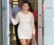 Kourtney Kardashian fait du shopping, le mercredi 17 octobre 2012 à Miami.