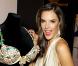 Alessandra Ambrosio a présenté le Fantasy Bra à New York le 18 octobre 2012