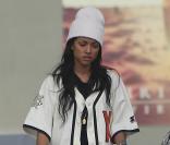 Karrueche Tran s'apprête à quitter une station-service à Burbank le 22 octobre 2012.
