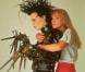 Winona Ryder et Johnny Depp dans  Edward aux mains d'argent  (1990).