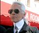 Karl Lagerlefd à la terrasse Sénéquier, à Saint-Tropez, le 12 août 2006.