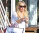 Petra Ecclestone surprise en pleine séance shopping avec une amie du côté de West Hollywood, son petit ventre rond apparent, le 30 octobre 2012