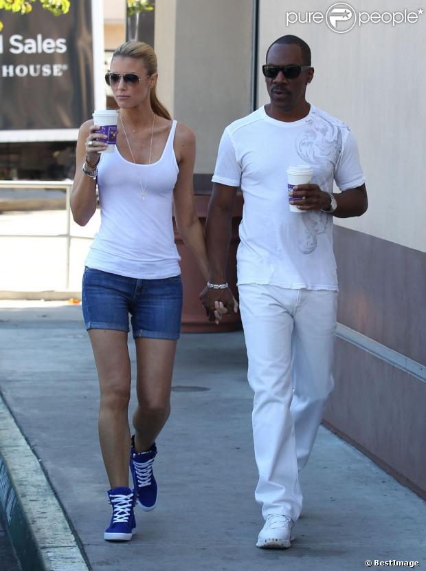 Exclusif - Eddie Murphy et sa petite amie Paige Butcher se promènent a Studio City. Le 5 novembre 2012.