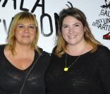 Michèle Bernier complice avec sa fille Charlotte Gaccio, jeune mariée radieuse