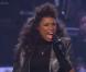 Jennifer Hudson rend hommage à Whitney Houston sur CBS, le 16 novembre 2012.  