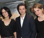 Clotilde Hesme, Raphaël Personnaz et Adèle Haenel pour l'avant-première de Trois Mondes à Paris, le 3 décembre 2012.