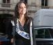 Marine Lorphelin, Miss France 2013, à la sortie d'Europe 1 avec Sylvie Tellier, le 10 décembre 2012