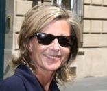 Claire Chazal au défilé Dior: jamais sans ses Rayban !